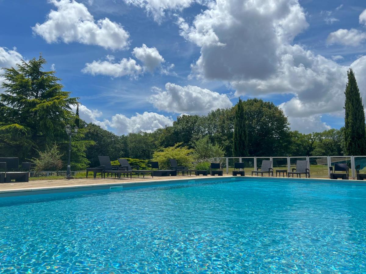 Best Western Le Bois De La Marche Liguge Luaran gambar