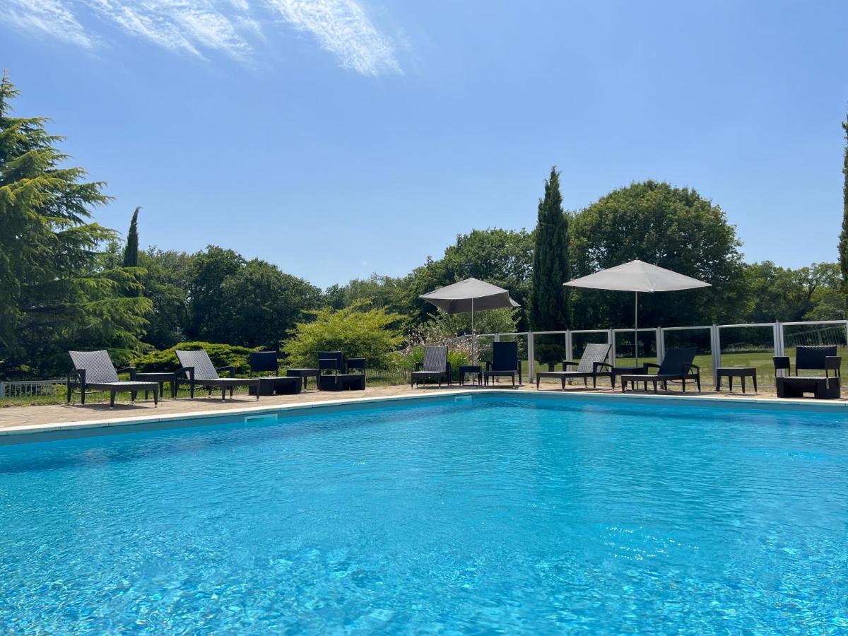 Best Western Le Bois De La Marche Liguge Luaran gambar