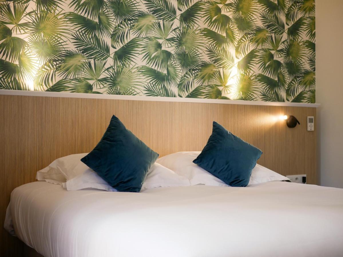 Best Western Le Bois De La Marche Liguge Luaran gambar