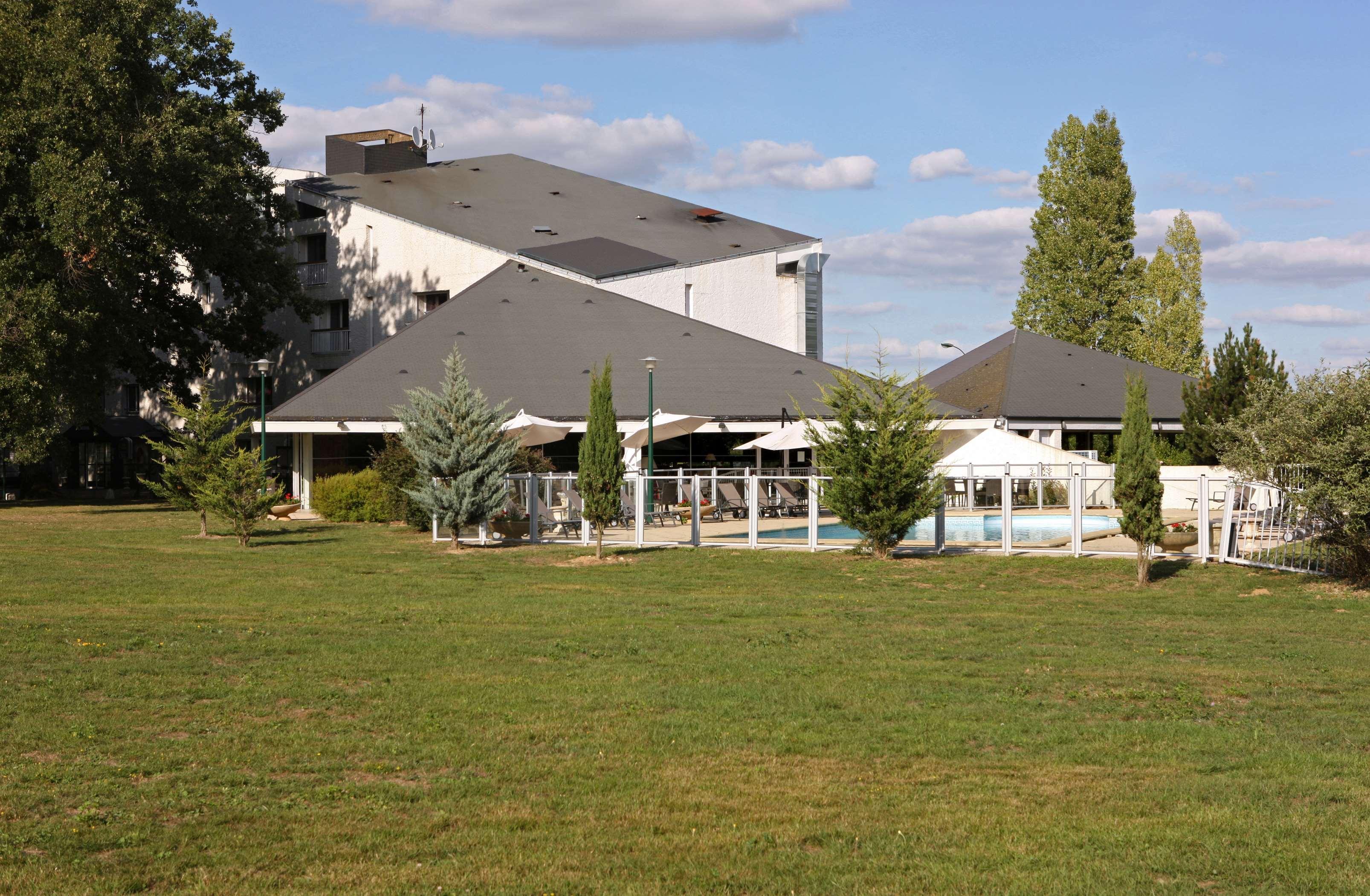 Best Western Le Bois De La Marche Liguge Luaran gambar
